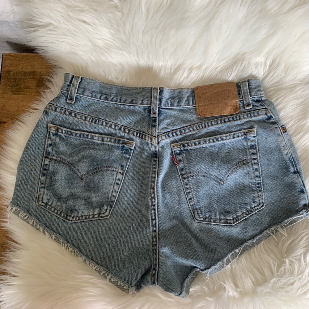 Vintage Levi shorts, 550 size 14